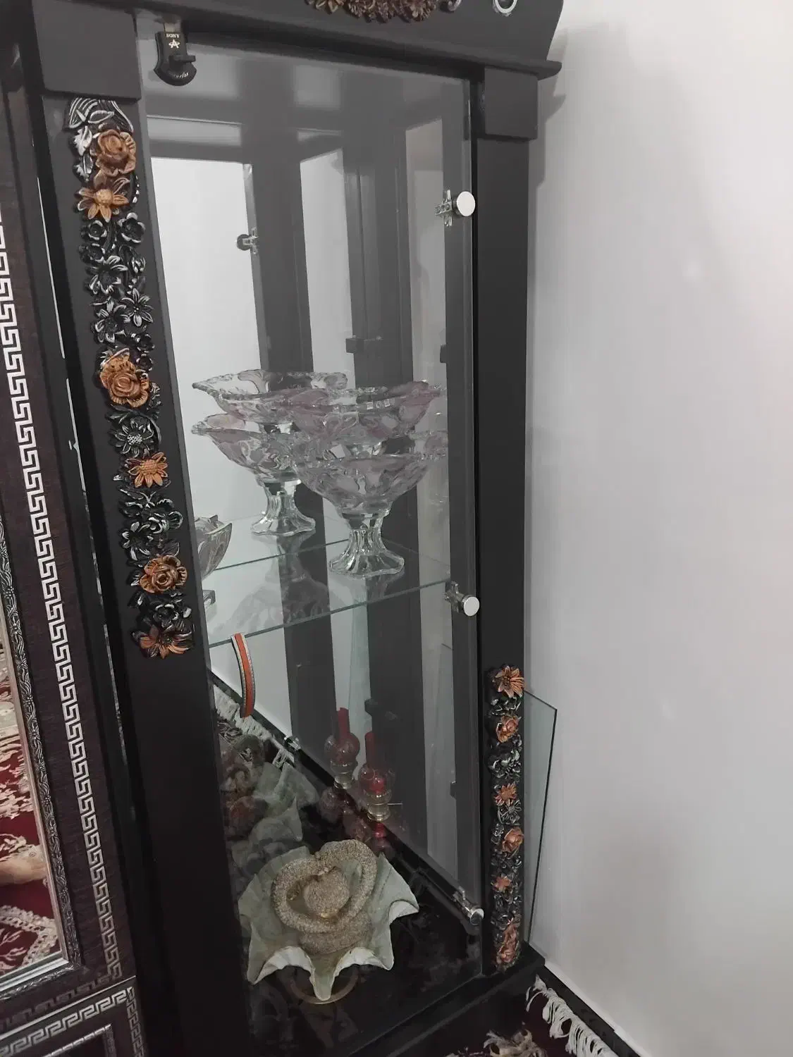 بوفه|بوفه، ویترین، کنسول|خاوه, |دیوار