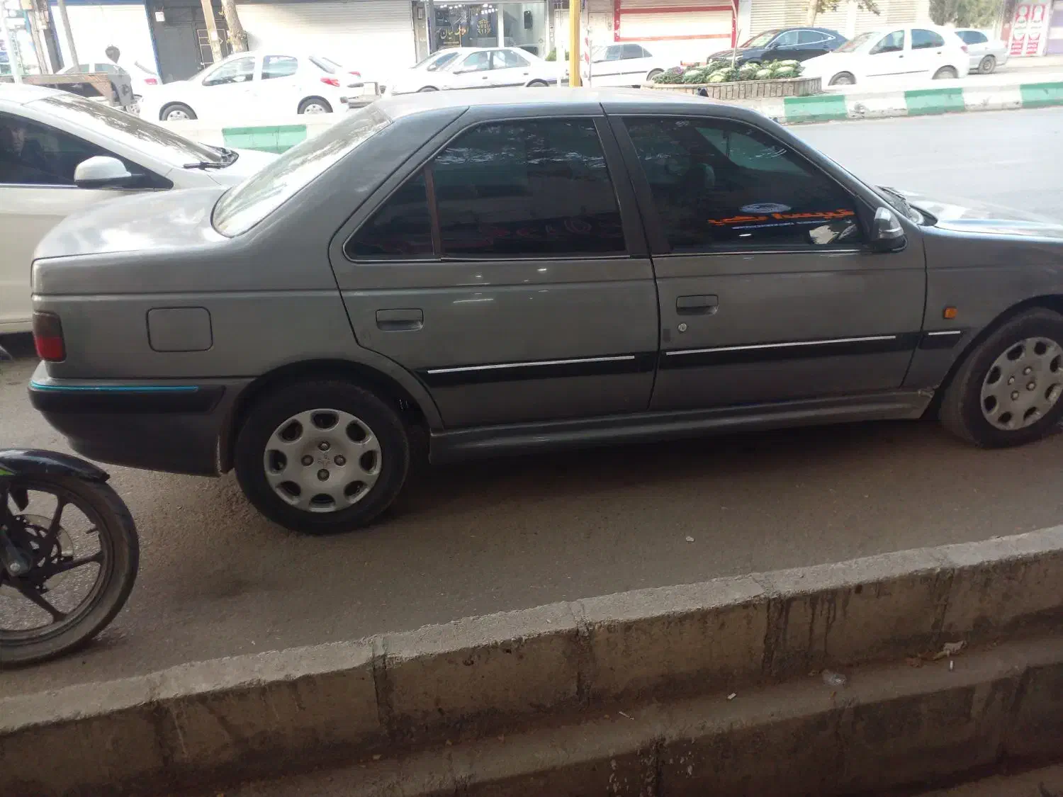 پژو پارس|خودرو سواری و وانت|خرم‌آباد, |دیوار