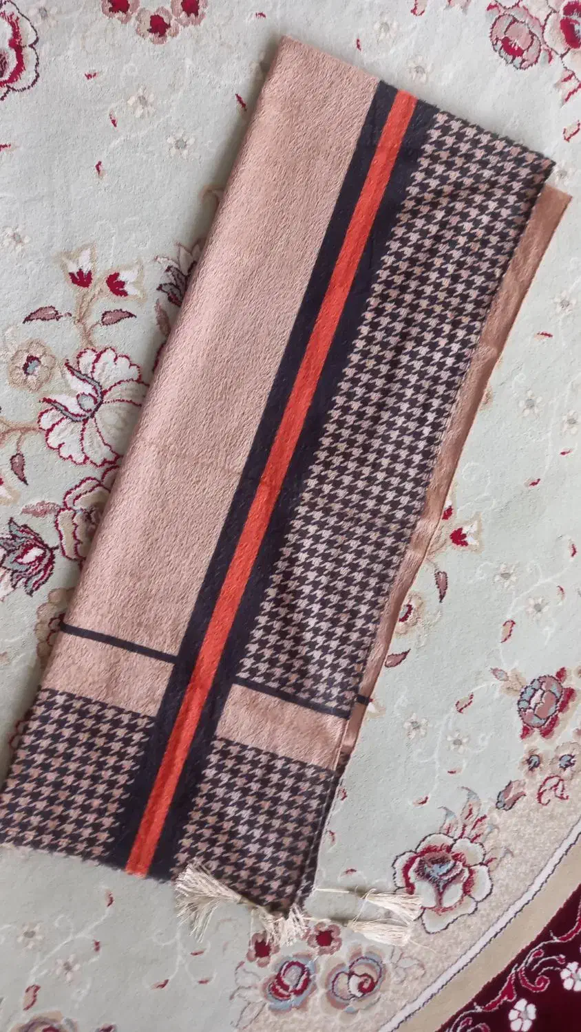 شال پاییزی|لباس|اصفهان, مارچین|دیوار