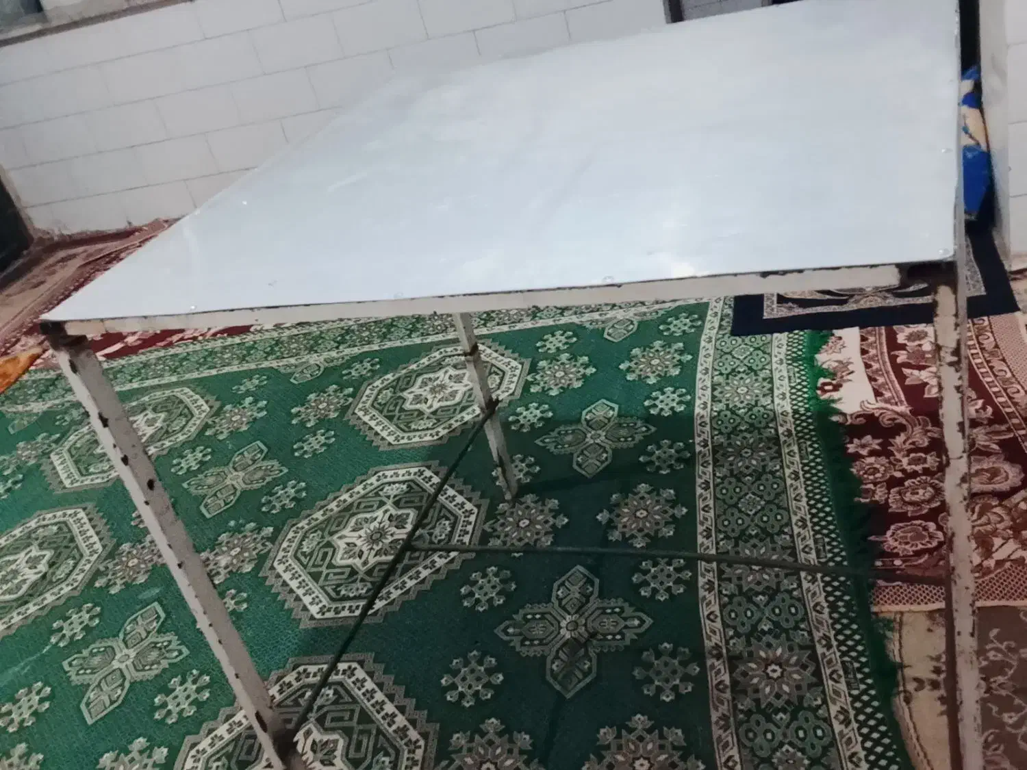 یک عدد میز|کافی‌شاپ و رستوران|بم, |دیوار