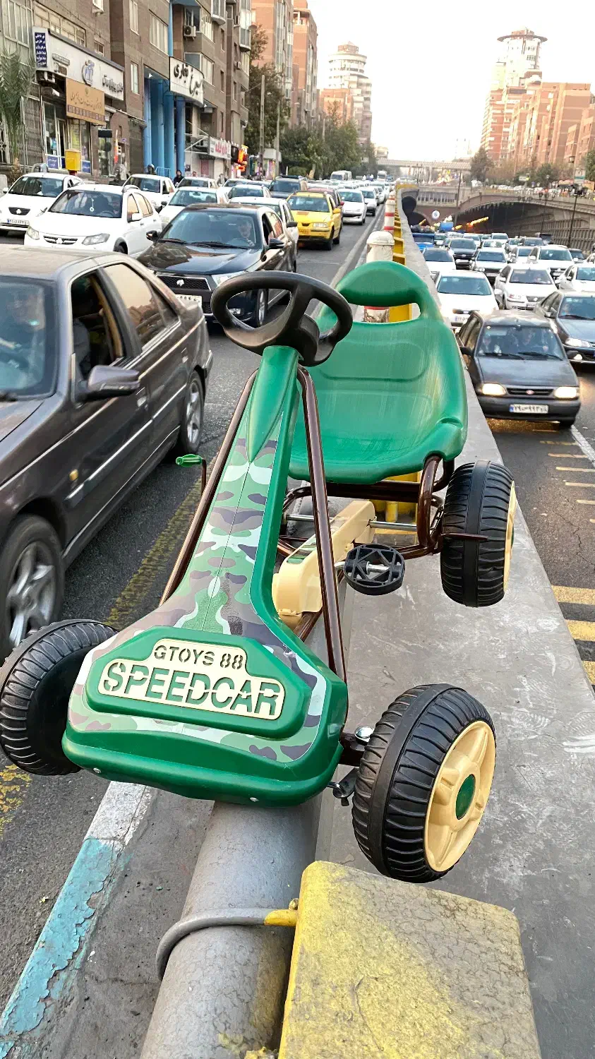ماشین کودکان رکاب دار زنجیر دار|اسباب‌‌بازی|تهران, سلسبیل شمالی|دیوار