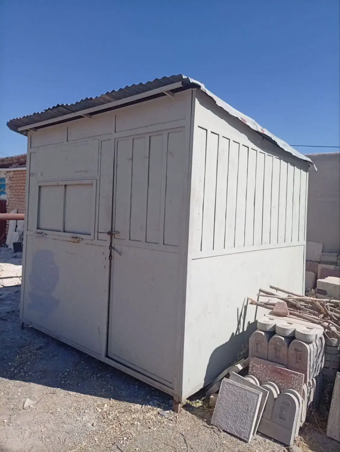 دکه آهنی|مصالح و تجهیزات ساختمان|فرمهین, |دیوار