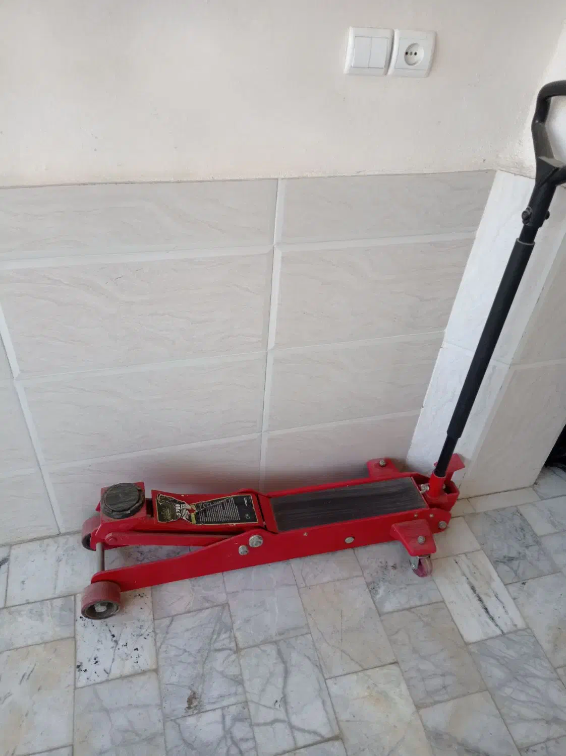 جک سوسماری|ابزارآلات|گمیشان, |دیوار