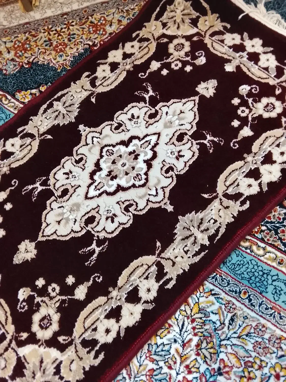 پادری فرش|پادری|مهاجران, |دیوار