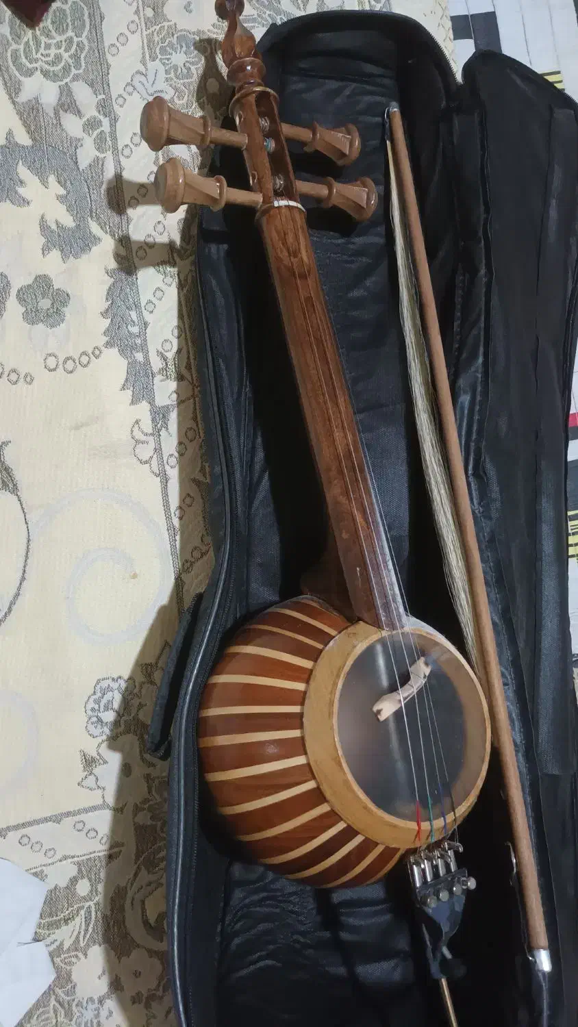 کمانچه‌ماهور‌فروشی|سازهای سنتی|شیروان (خراسان), |دیوار