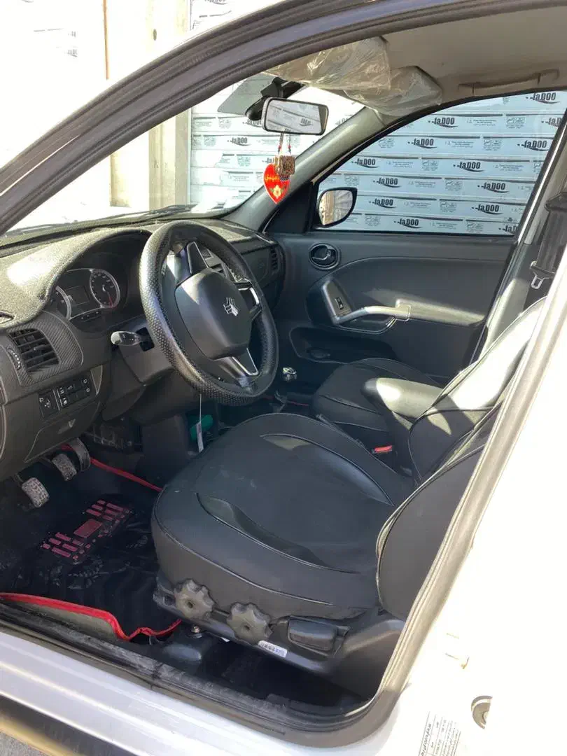 کوییک rs سفید مشکی|خودرو سواری و وانت|یزد, |دیوار