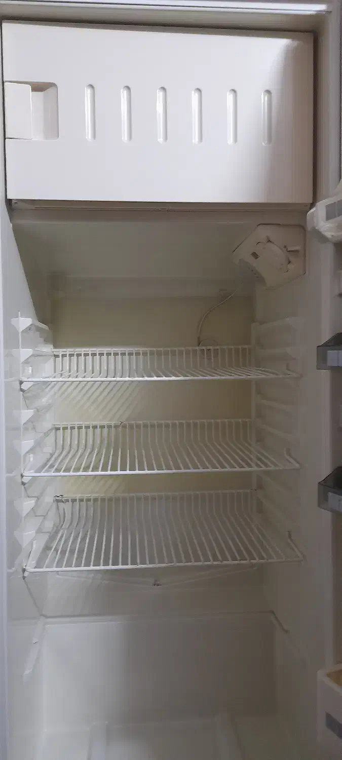 یخچال|یخچال و فریزر|قم, نیروگاه|دیوار