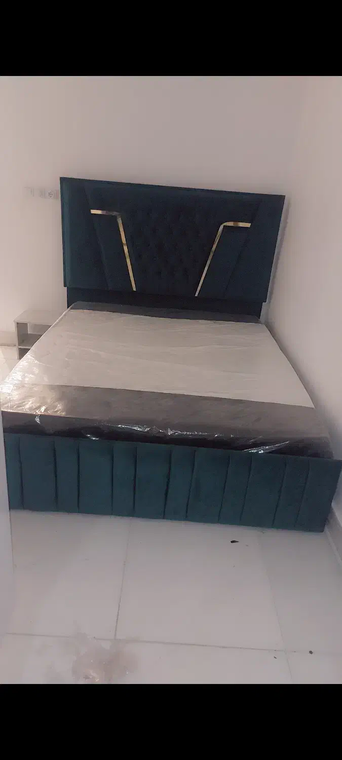 فروش تخت خواب وتشک دونفره نو|تخت و سرویس خواب|رامهرمز, |دیوار