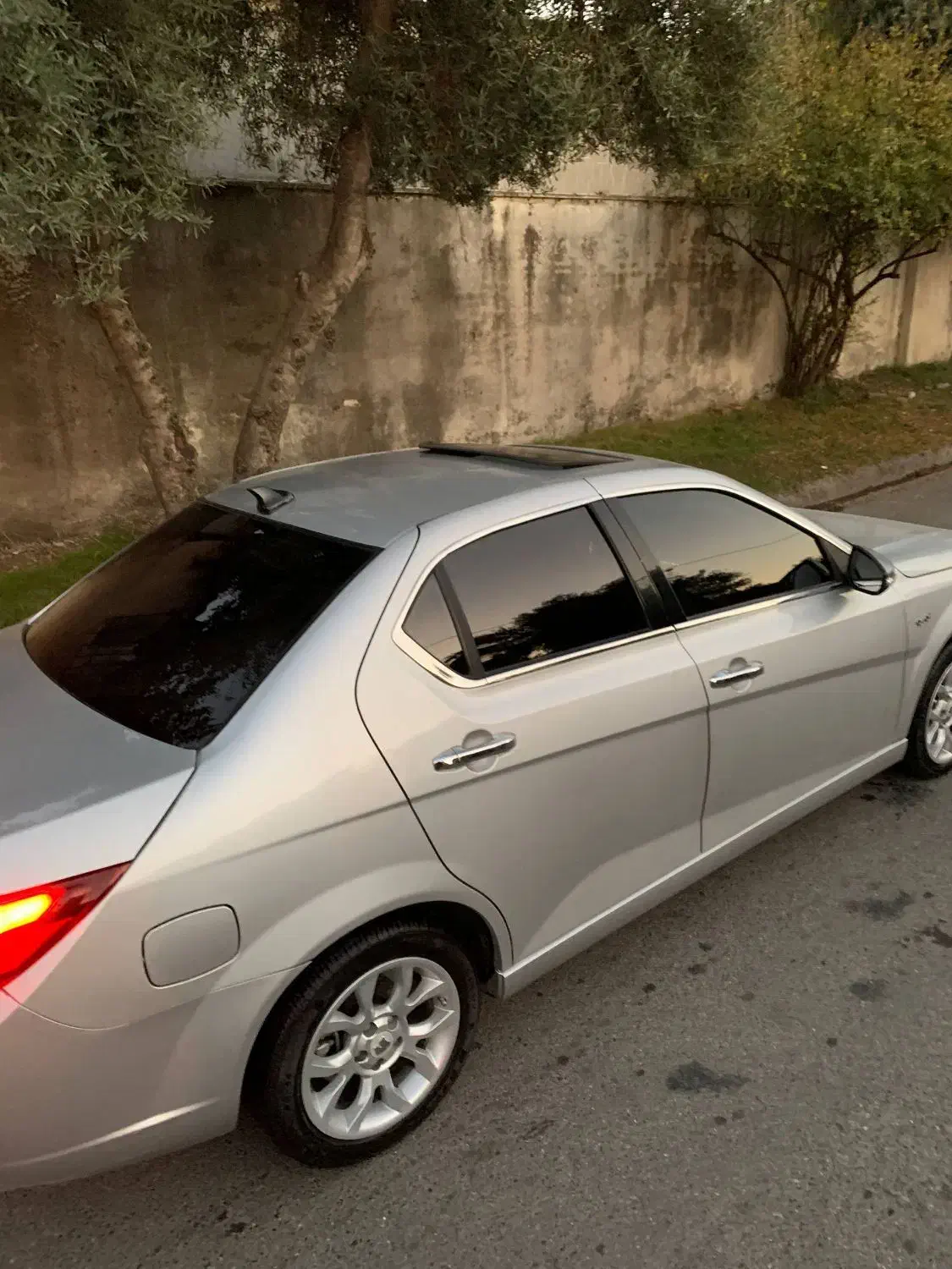 دنا ۱۴۰۳ اتومات ۱۹ تا کار در حد رنگ خاص|خودرو سواری و وانت|گرگان, |دیوار