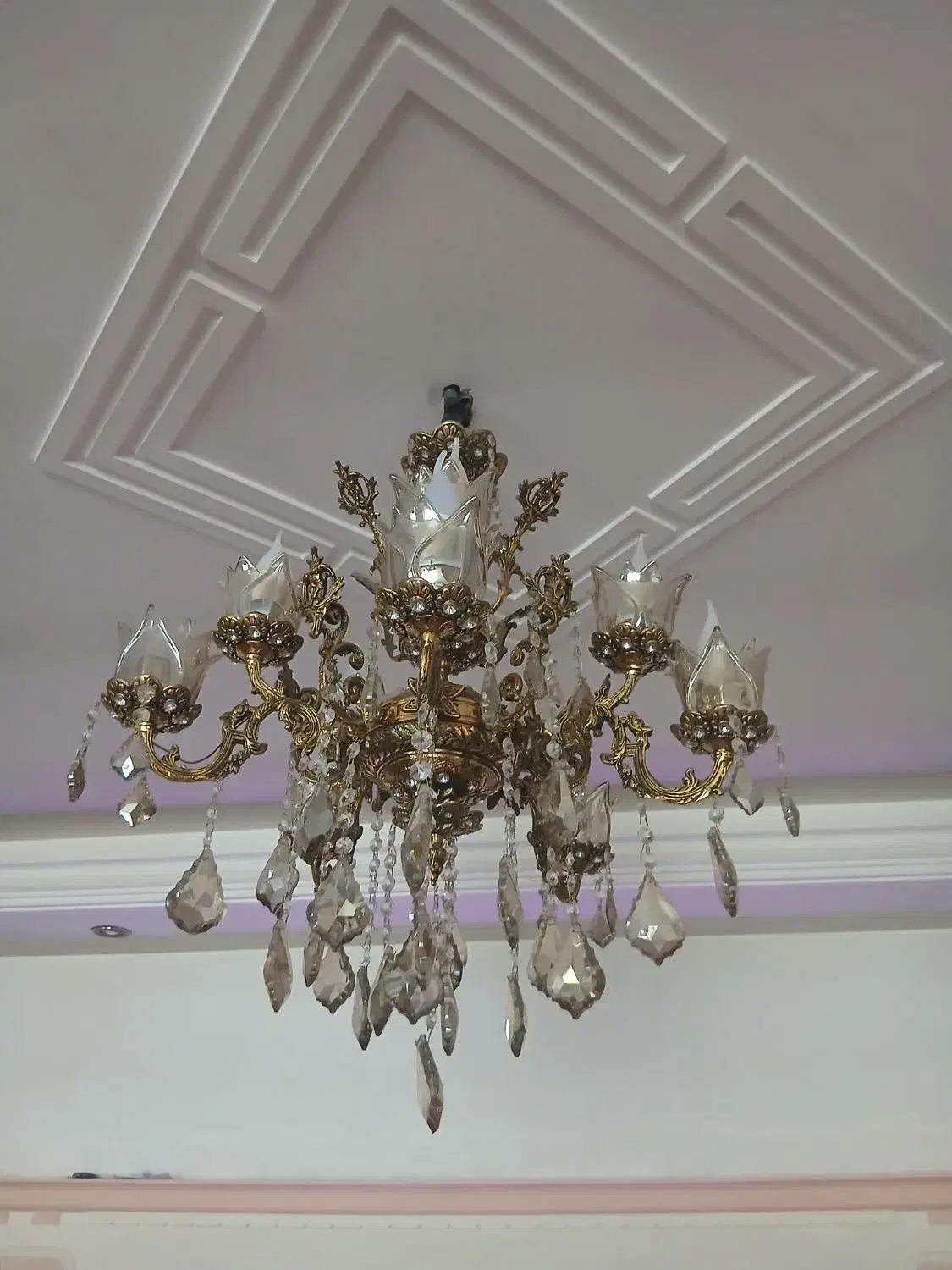 لوستر برنجی ده شعله|لوستر و چراغ آویز|پاکدشت, حصار امیر|دیوار