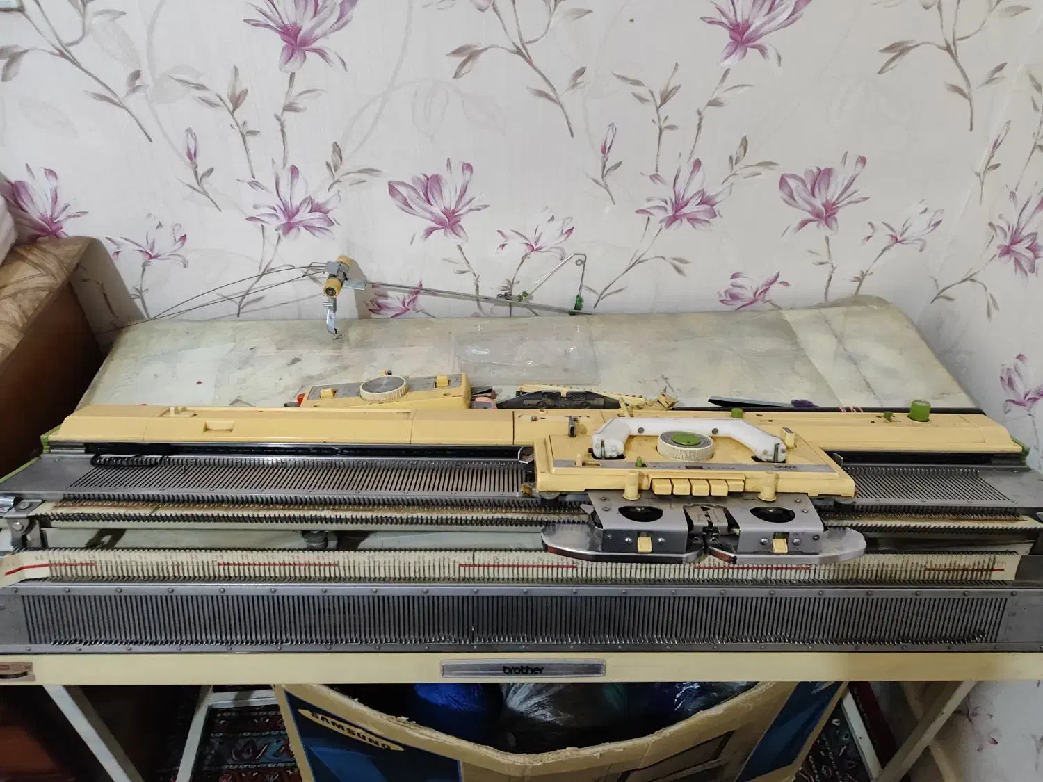 ماشین بافتنی برادر 820 سالم|لوازم خیاطی و بافتنی|خوانسار, |دیوار