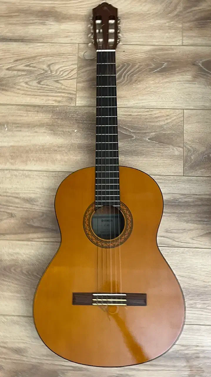 گیتار یاماها سی چهل اندونزی|گیتار، بیس، امپلیفایر|تهران, شهران جنوبی|دیوار