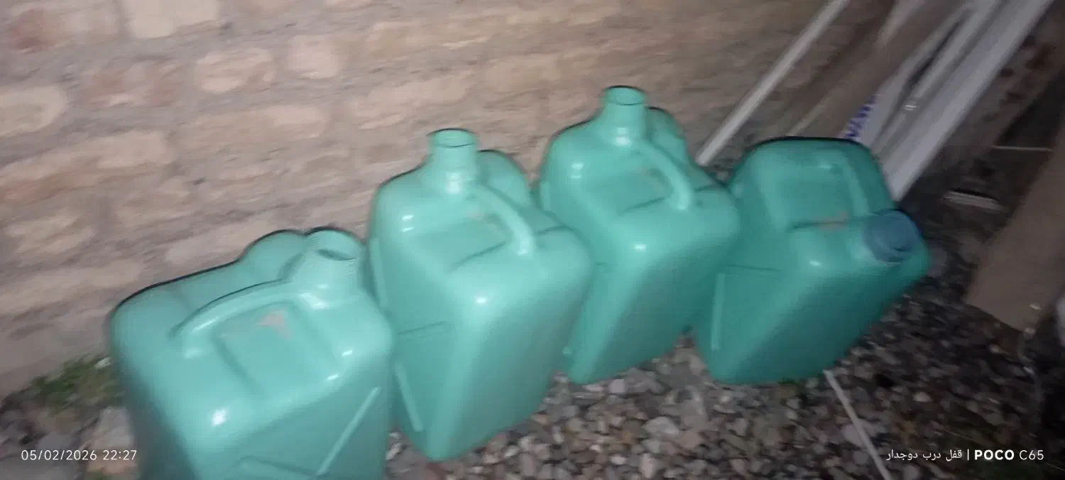 بیست لیتری نو|ظروف نگهدارنده، پلاستیکی، یک‌بارمصرف|آق قلا, |دیوار