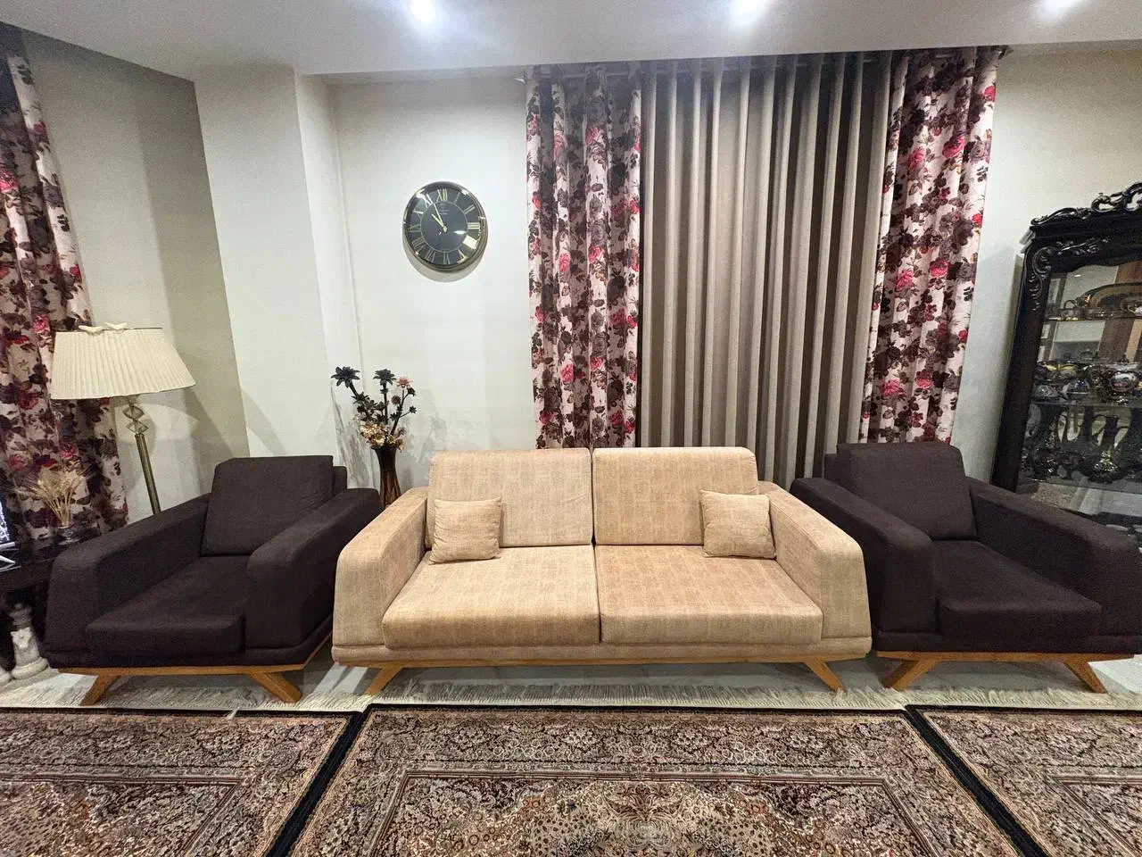 دو دست مبل در حد نو|مبلمان خانگی و میز عسلی|کرج, فاز ۲ مهرشهر|دیوار