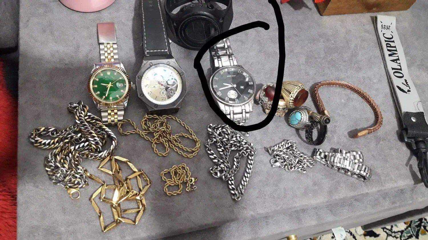 بدلیجات ساعت دست بند انگشتر گردن بند|بدلیجات|کرمان, |دیوار