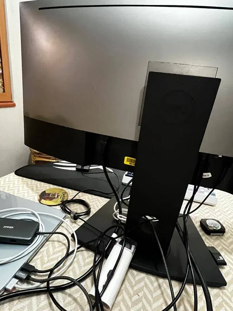 مانیتور Dell U3417W ۳۴ اینچ خمیده حرفه‌ای|قطعات و لوازم جانبی رایانه|تهران, فلسطین (میدان انقلاب)|دیوار