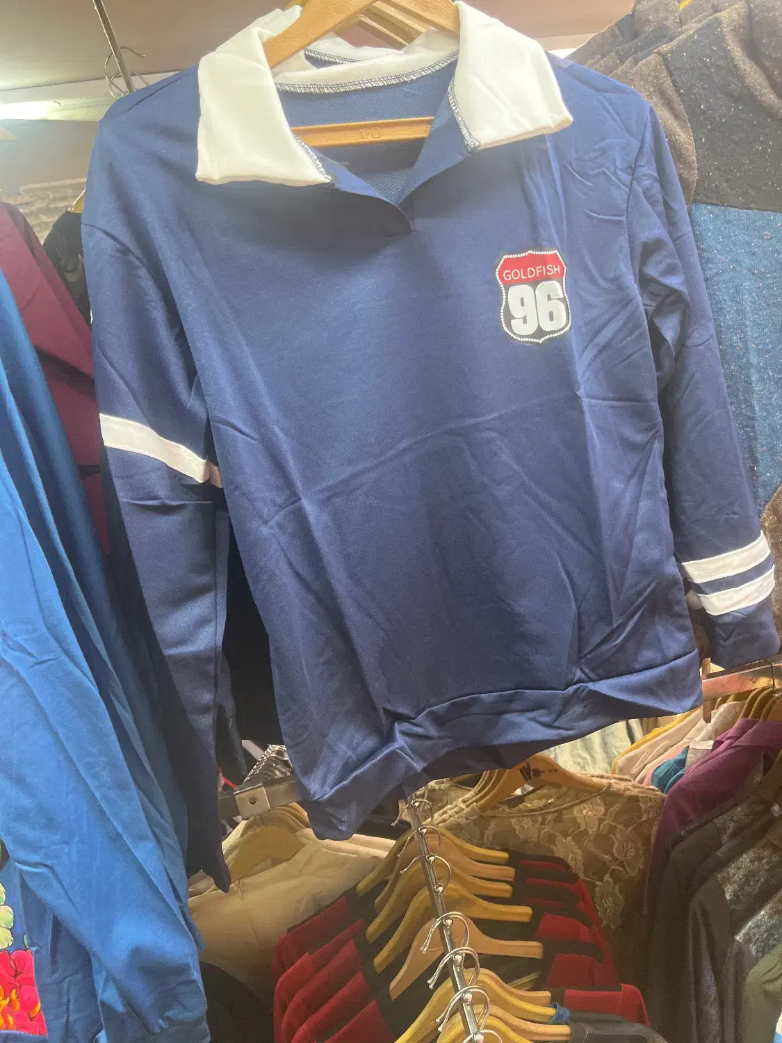 پخش ارزانی پوشاک|لباس|اصفهان, دستگرده|دیوار