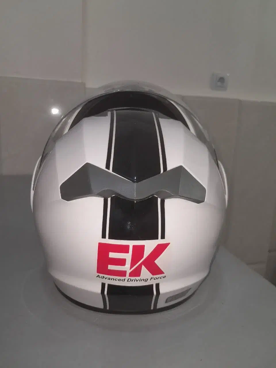 کلاه کاسکت فک متحرک و عینک برند EK|قطعات یدکی و لوازم جانبی|خمینیشهر, |دیوار