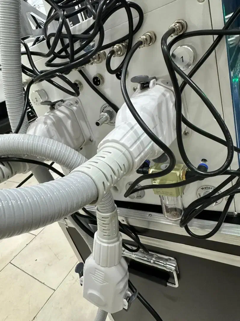 فروش دستگاه لاغری کرایو لیپولیز و ار اف کارکرده|آرایشی، بهداشتی، درمانی|تهران, پونک|دیوار