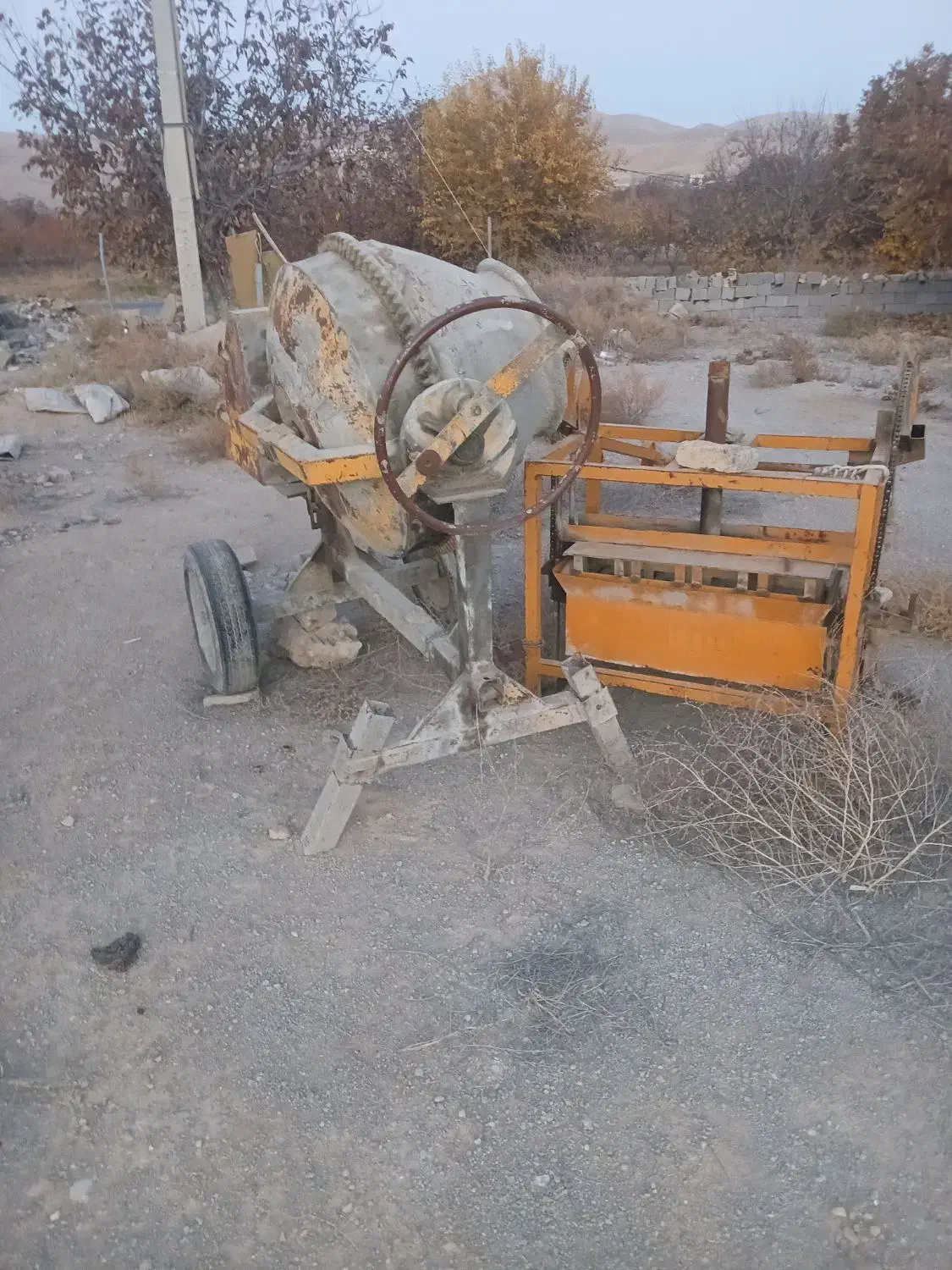 دستگاه بلوک و بتونیر|ماشینآلات صنعتی|بجنورد, |دیوار