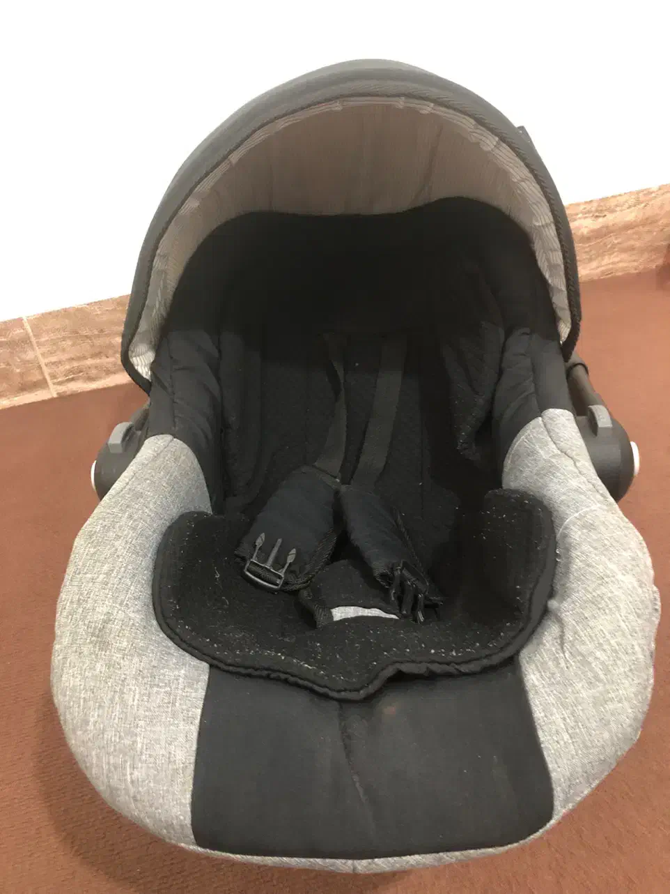 کریر نوزاد|تخت و صندلی بچه|ساری, |دیوار