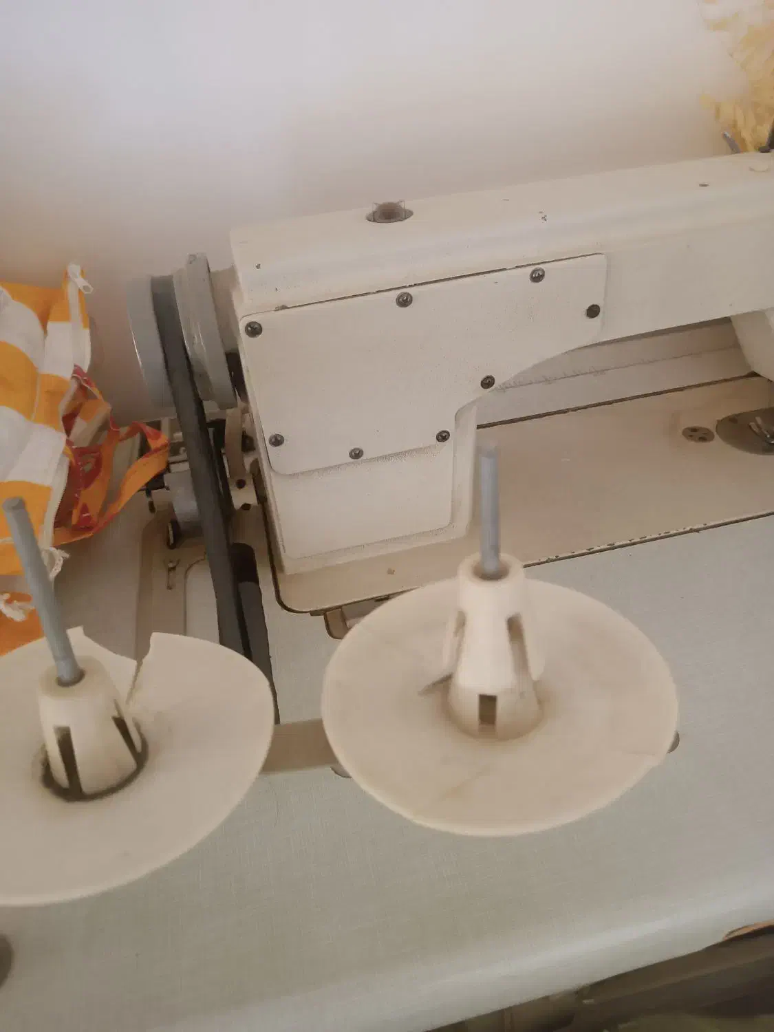 چرخ خیاطی صنعتی راسته دوز|چرخ خیاطی و ریسندگی|تربتحیدریه, بی بی حسنیه|دیوار