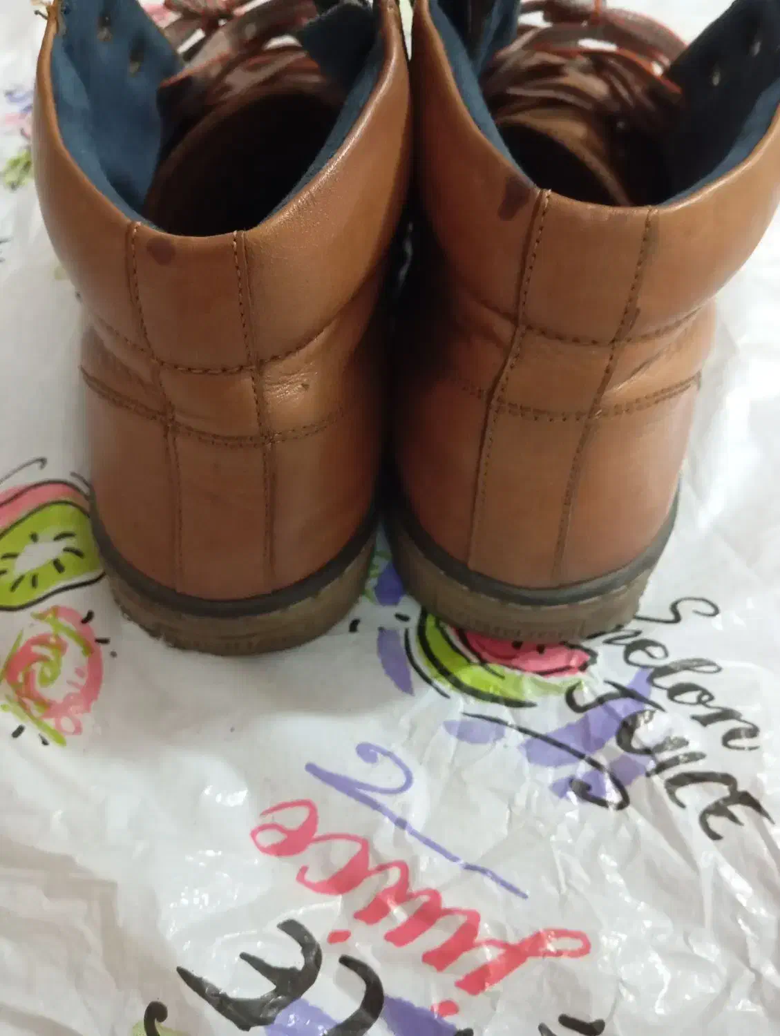 بوت چرم اصل سایز ۴۲|کیف، کفش، کمربند|رشت, شهرک قدس|دیوار