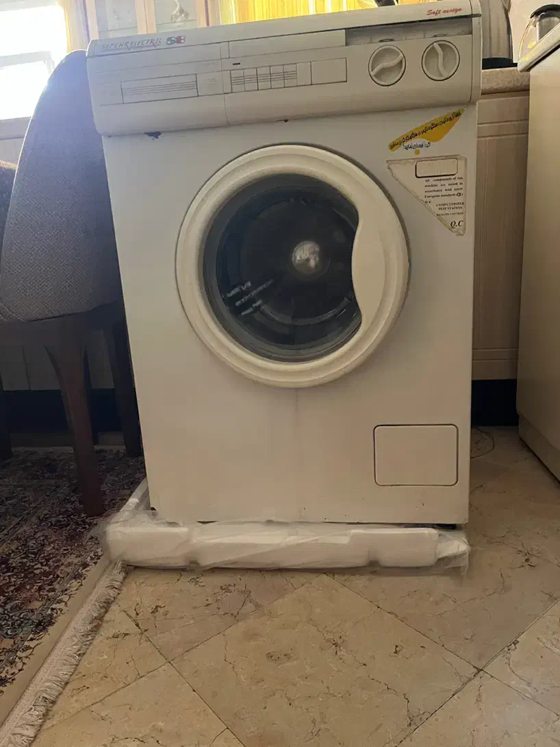 لباسشویی|ماشین لباسشویی و خشککن لباس|تهران, نیروی هوایی (پیروزی)|دیوار