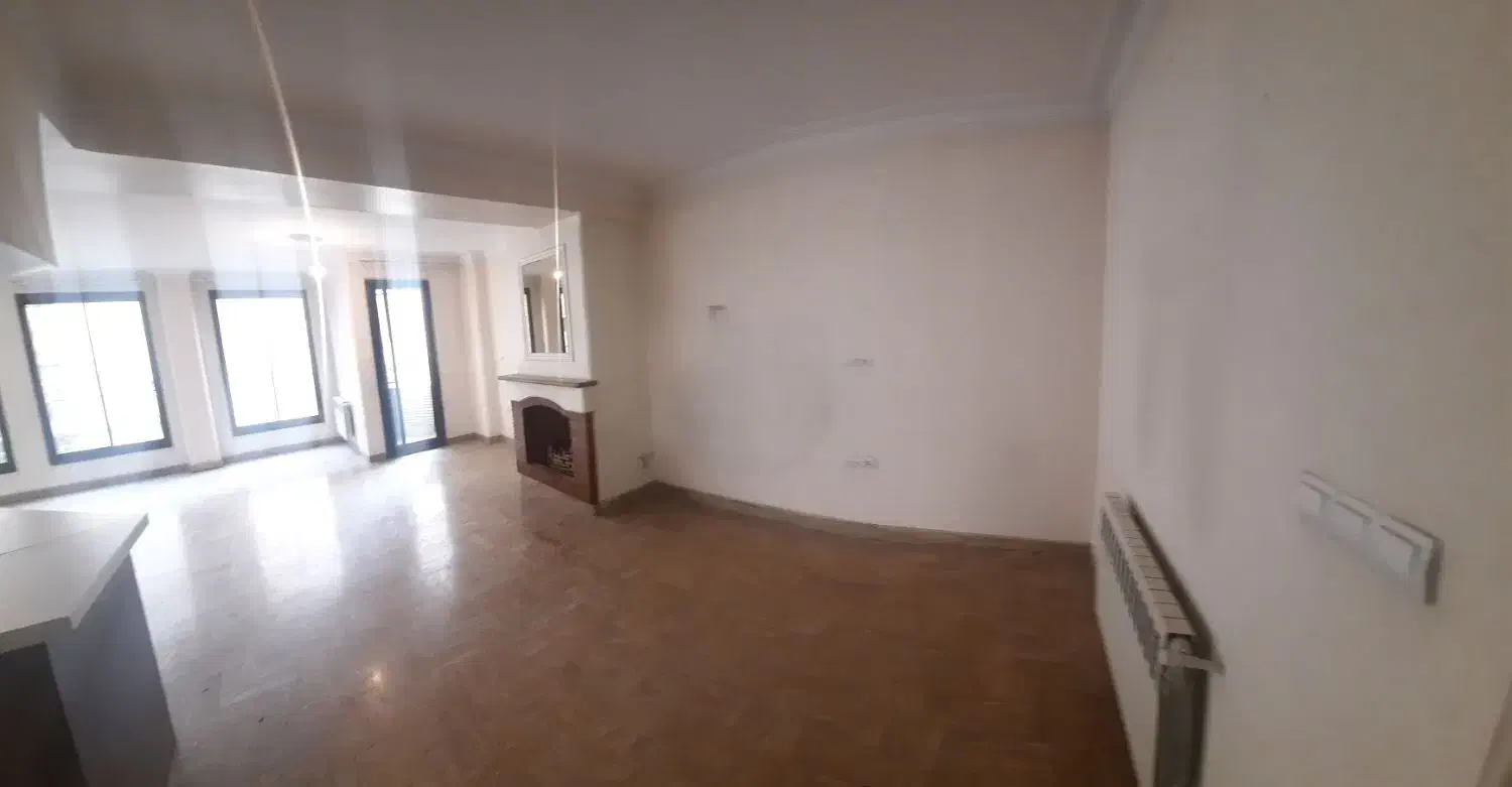 رهن و اجاره آپارتمان ۱۳۰ متری ۳ خوابه شمال ستارخان