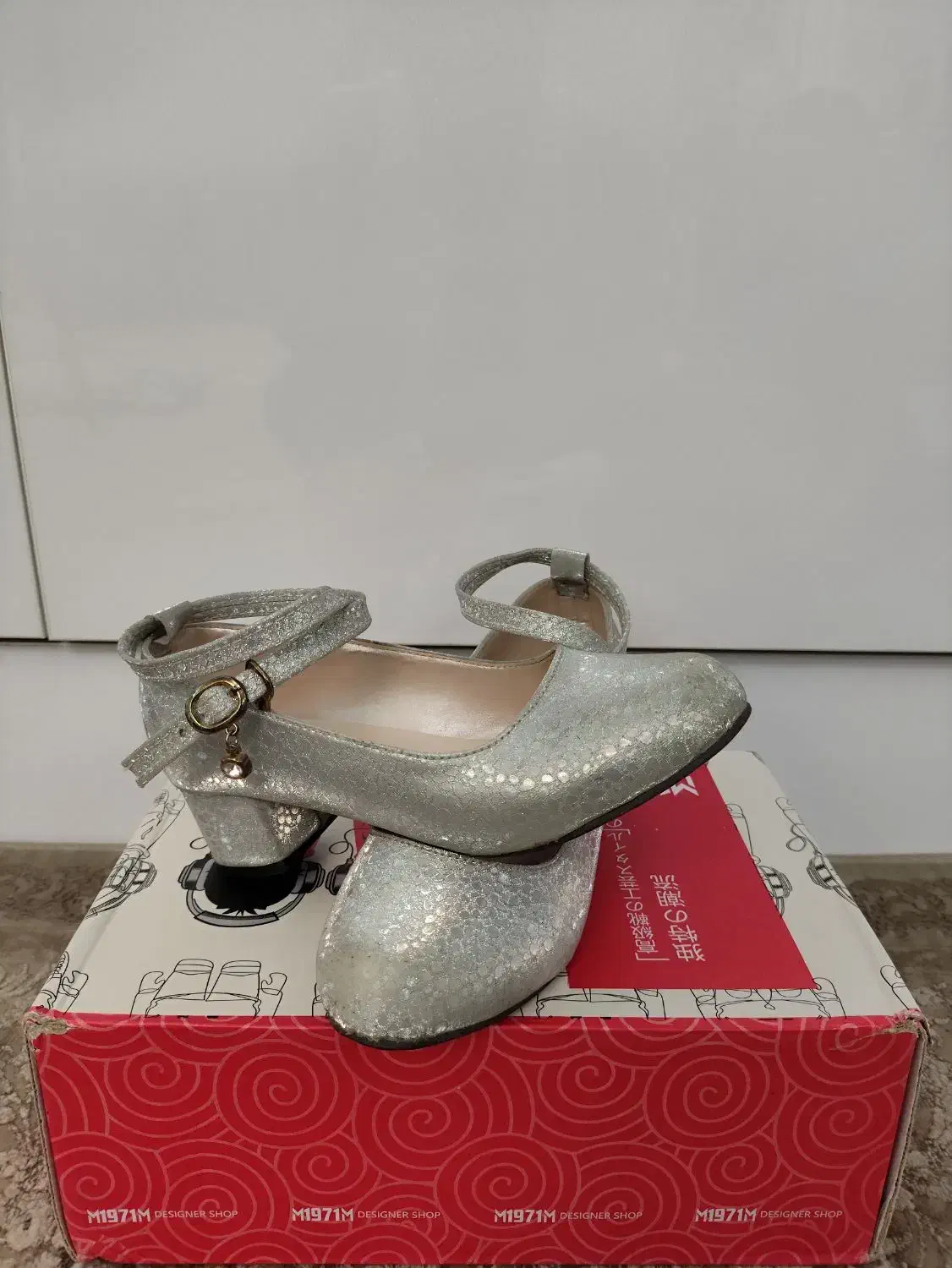 کفش مجلسی دخترانه|کیف، کفش، کمربند|فردیس, شهرک راه آهن|دیوار