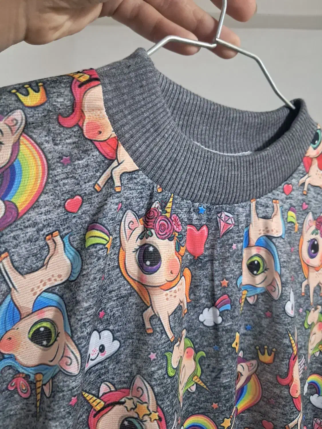 تولیدی|لباس|گنبد کاووس, |دیوار