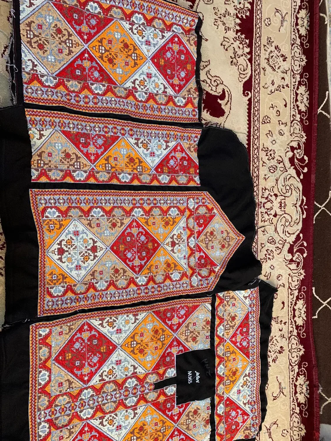 فروش انواع پارچه اصل ترک و انواع زی گپتان بلوچی|لباس|مینودشت, |دیوار