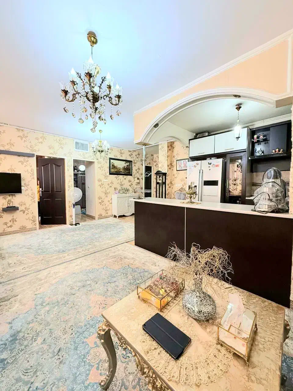 65 مترسرتاسر پنجره/تاپ لوکیشن اندیشه/پارکینگ سندی|فروش آپارتمان|اندیشه, اندیشه فاز ۱|دیوار