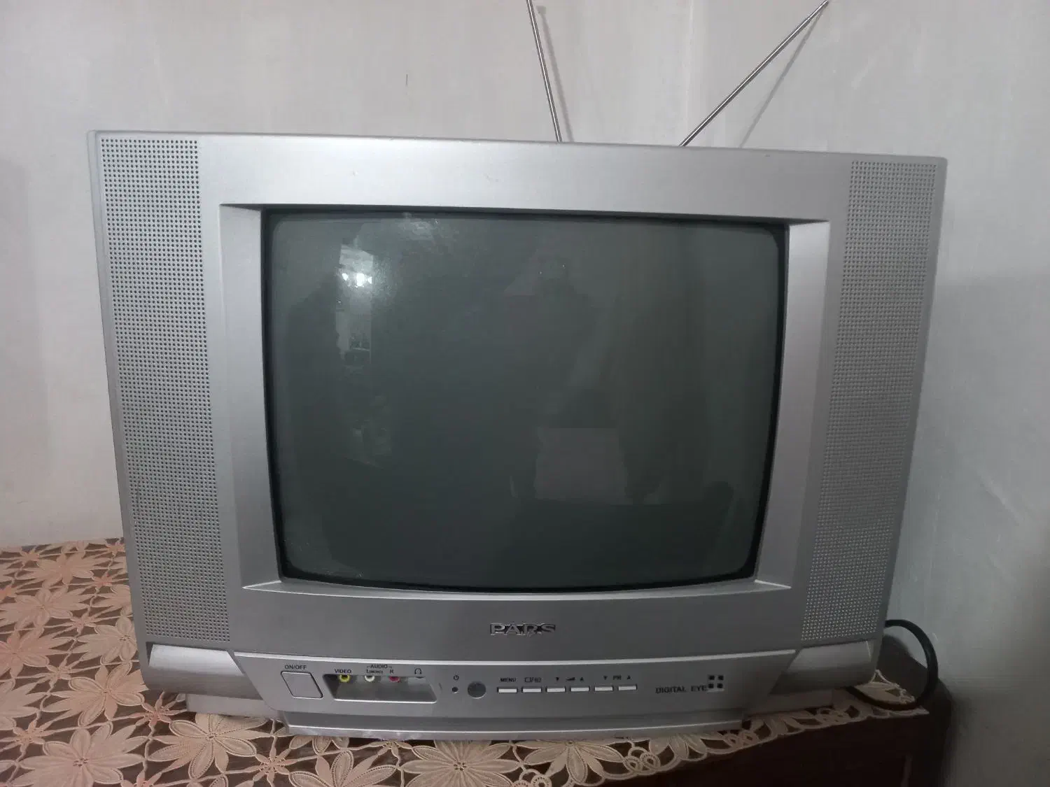 تلوزیون رنگی پارس ۱۴ اینچ|تلویزیون و پروژکتور|رشت, گیل|دیوار