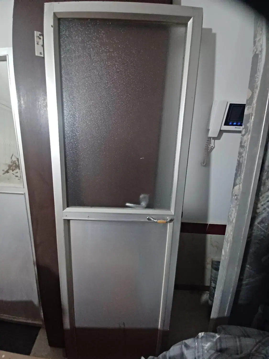 درب آلومینیوم|مصالح و تجهیزات ساختمان|میاندوآب, |دیوار