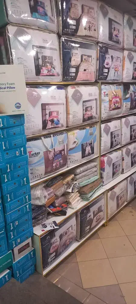 7 عدد ویترین کالای خواب و لوازم خانگی|فروشگاه و مغازه|کرج, حسین‌آباد|دیوار