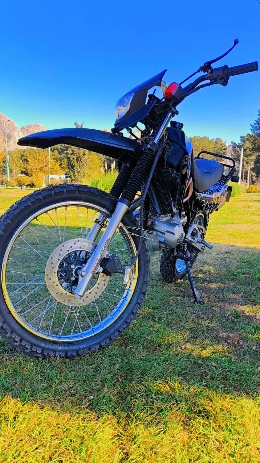 موتور تریل پیشرو ۲۰۰|موتورسیکلت|کرمان, |دیوار