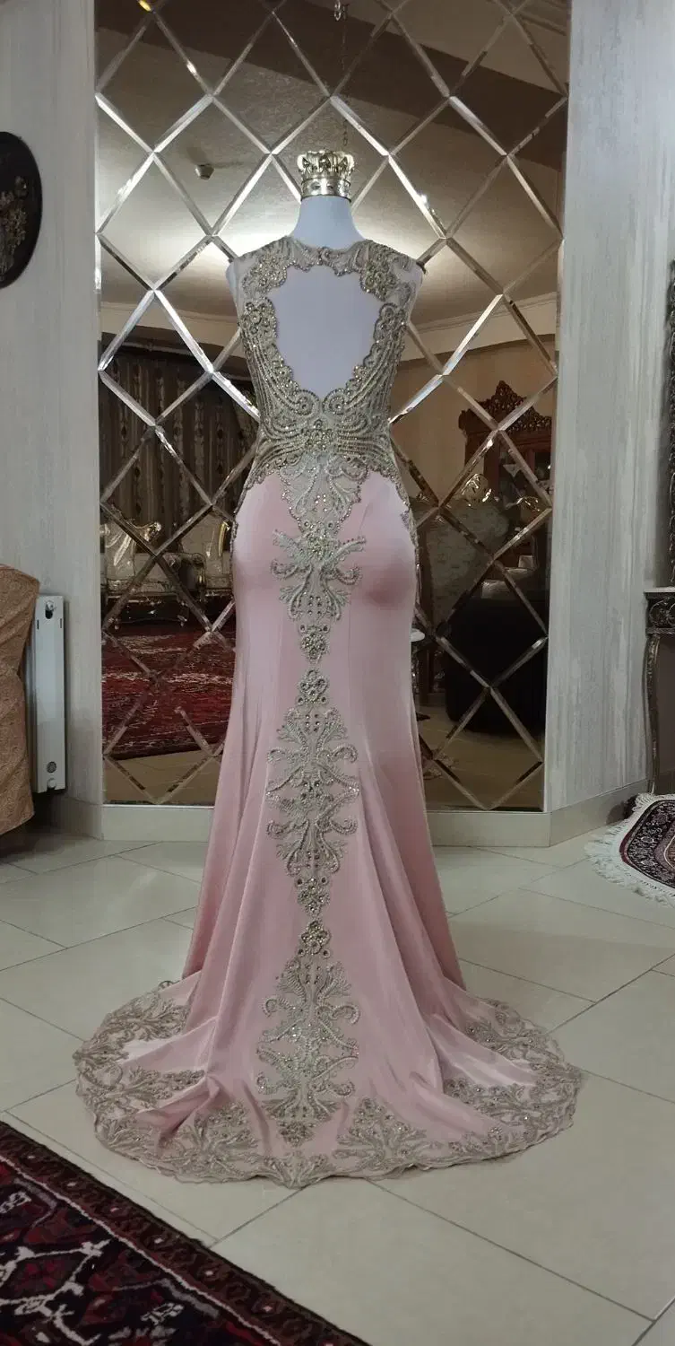 دو عددلباس مجلسی بینظیر و فول کارشدهسایز۴۰-۴۲|لباس|تبریز, |دیوار