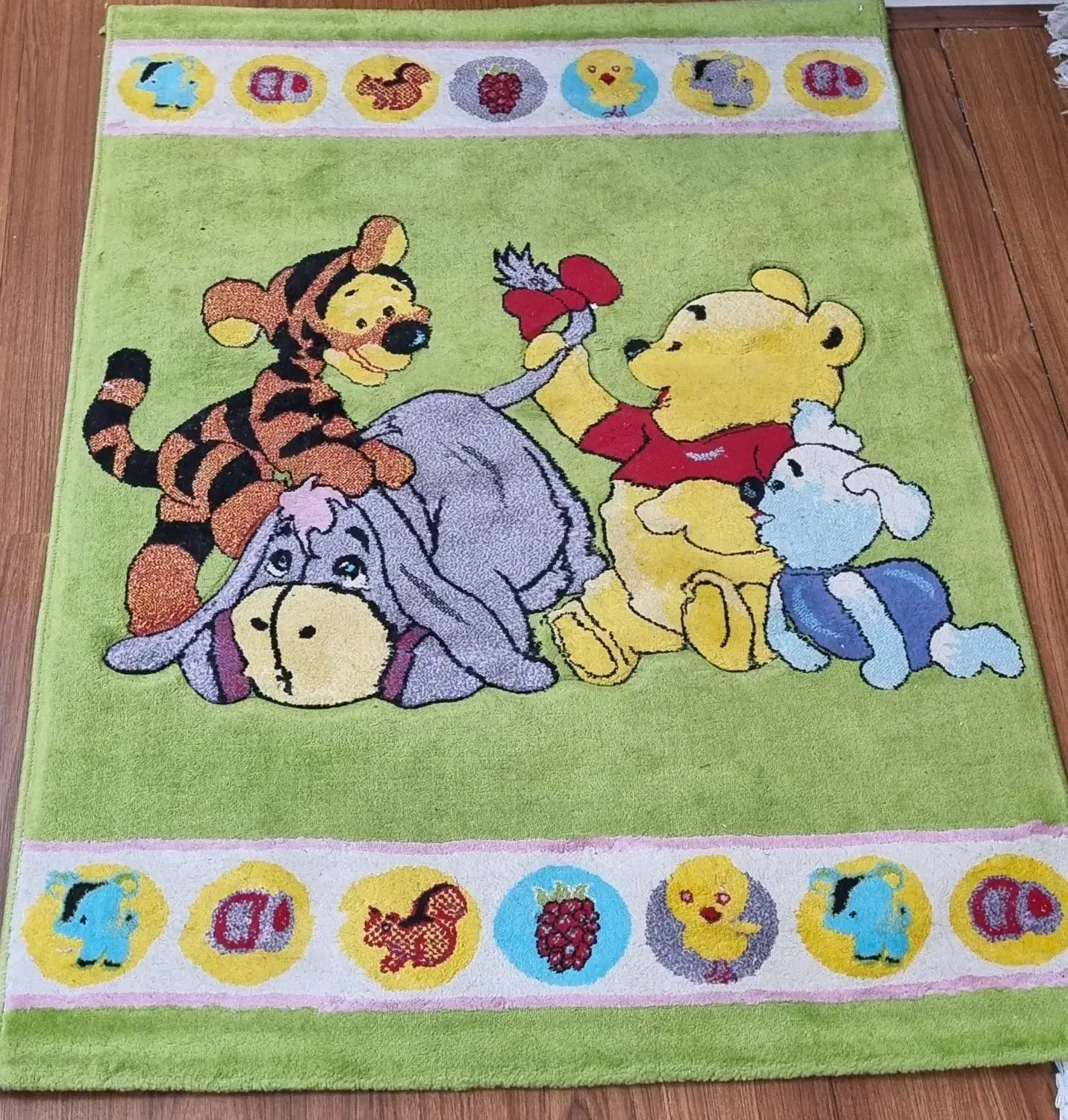 فرش اتاق کودک|فرش|قزوین, |دیوار