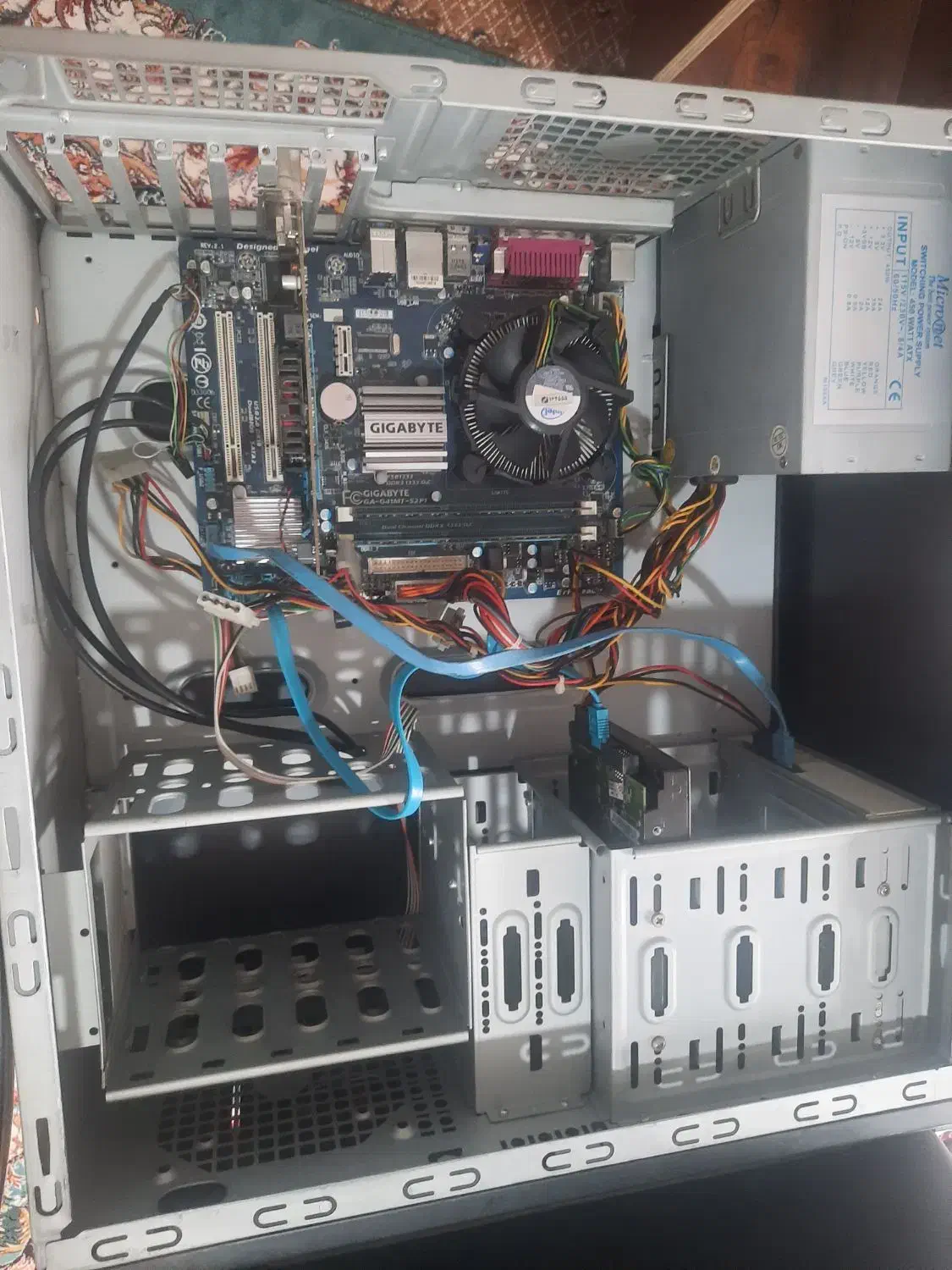 کامپیوتر و صندلی|رایانه رومیزی|شیروان (خراسان), |دیوار