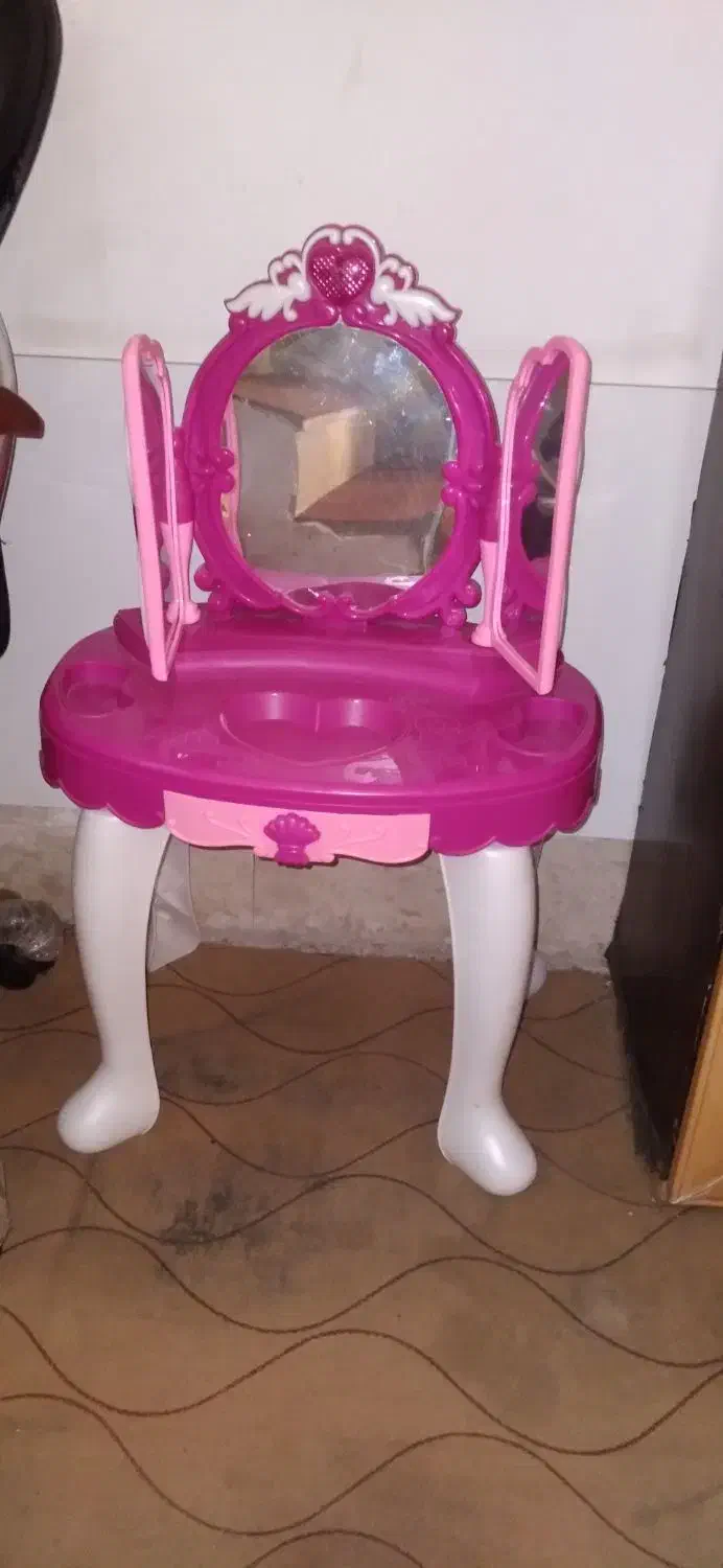 میز|صندلی و نیمکت|بندر ماهشهر, |دیوار