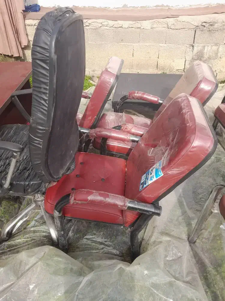 میز صندلی اداری|مبلمان اداری|شاهرود (اردبیل), |دیوار