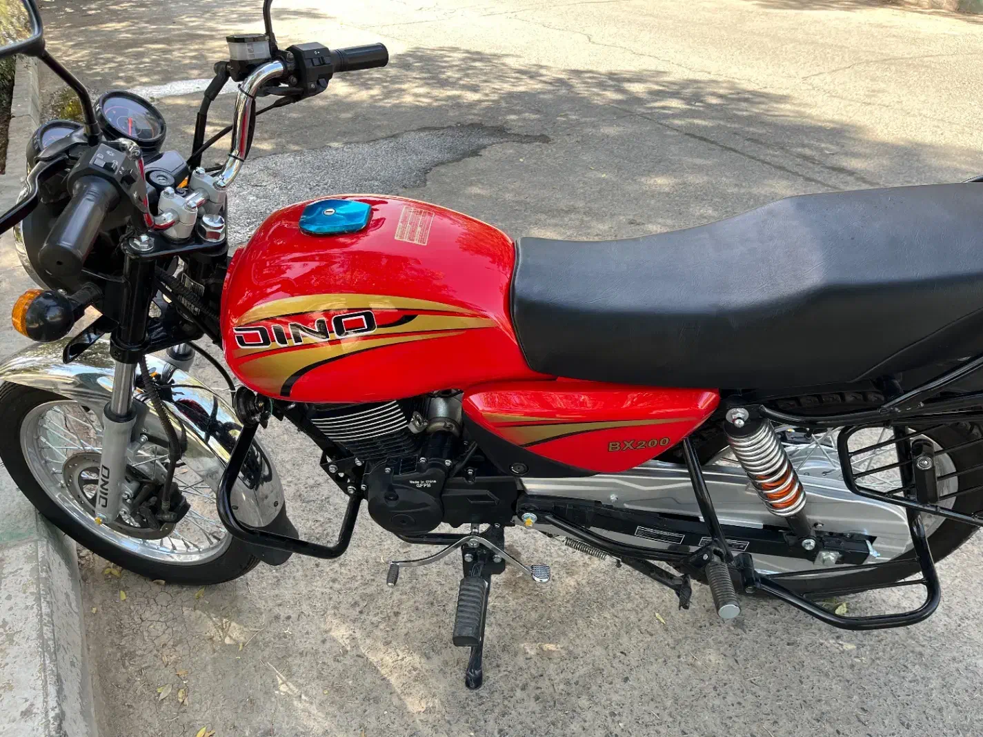 موتور دینو۲۰۰ قرمز|موتورسیکلت|تهران, تهران‌نو|دیوار