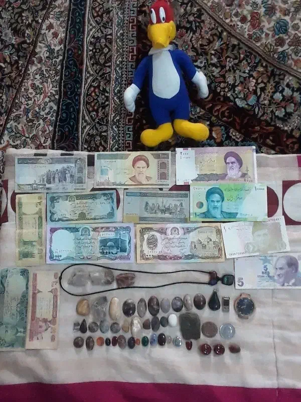 اسکناس قدیمی و عقیق|کلکسیون سکه، تمبر، اسکناس|کرج, حسین‌آباد|دیوار