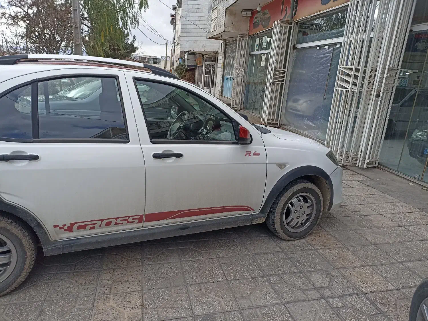 فروش یک دستگاه کوییک 1400|خودرو سواری و وانت|نهاوند, |دیوار