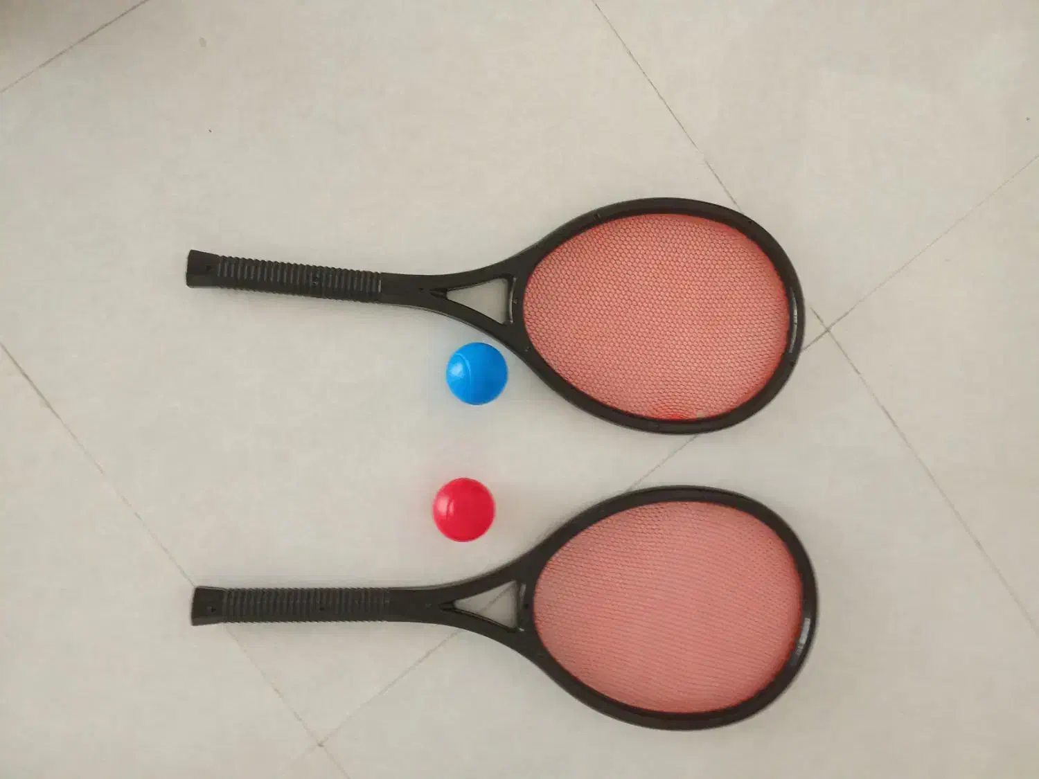 اسبابازی درحد نو|اسباببازی|قائن, |دیوار