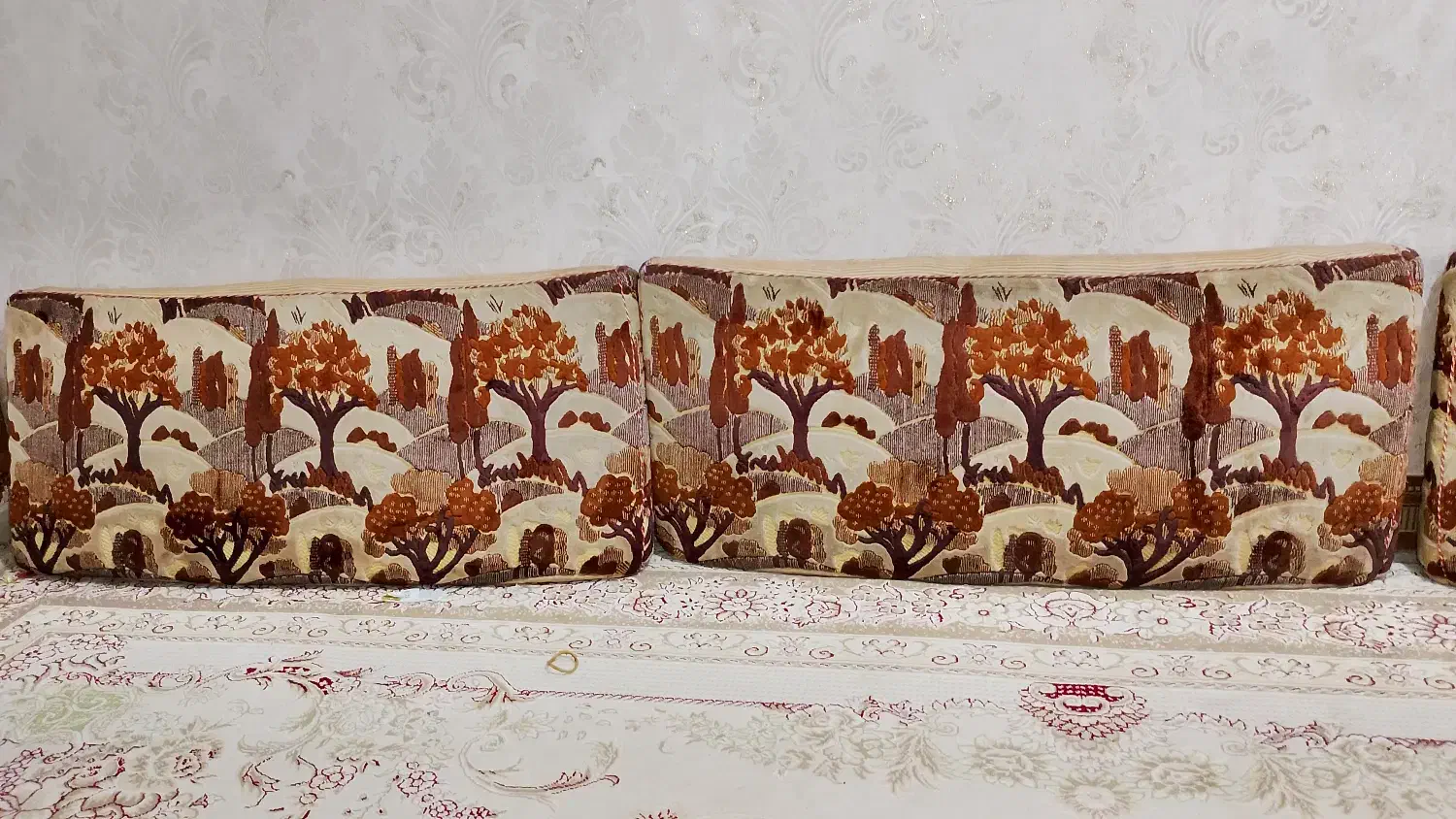 پشتی|پشتی|مسجد سلیمان, |دیوار