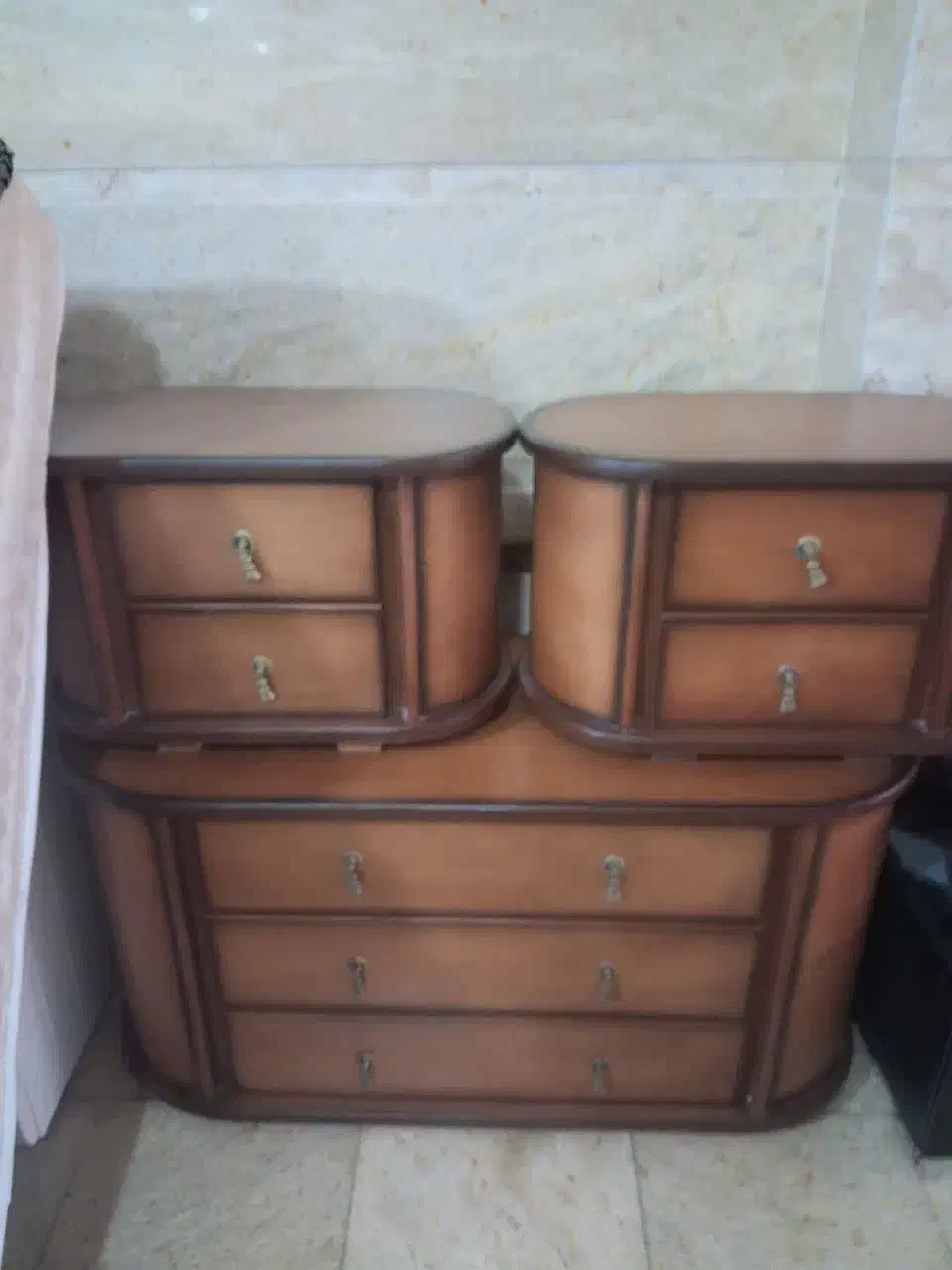 سرویس خواب|تخت و سرویس خواب|ورامین, ورامین|دیوار