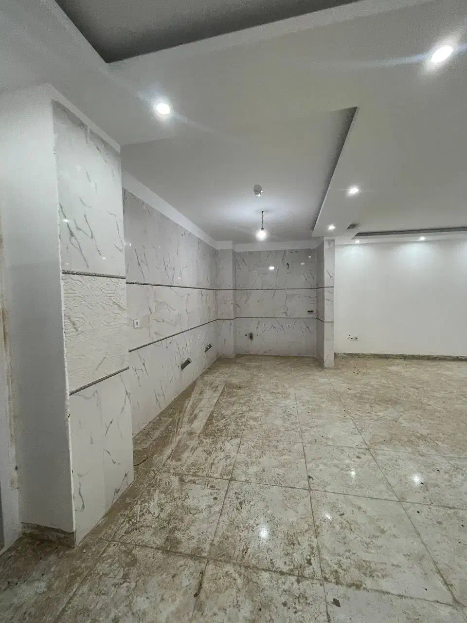 ۱۰۵ متر کلید نخورده/حدیق|فروش آپارتمان|زرندیه, |دیوار