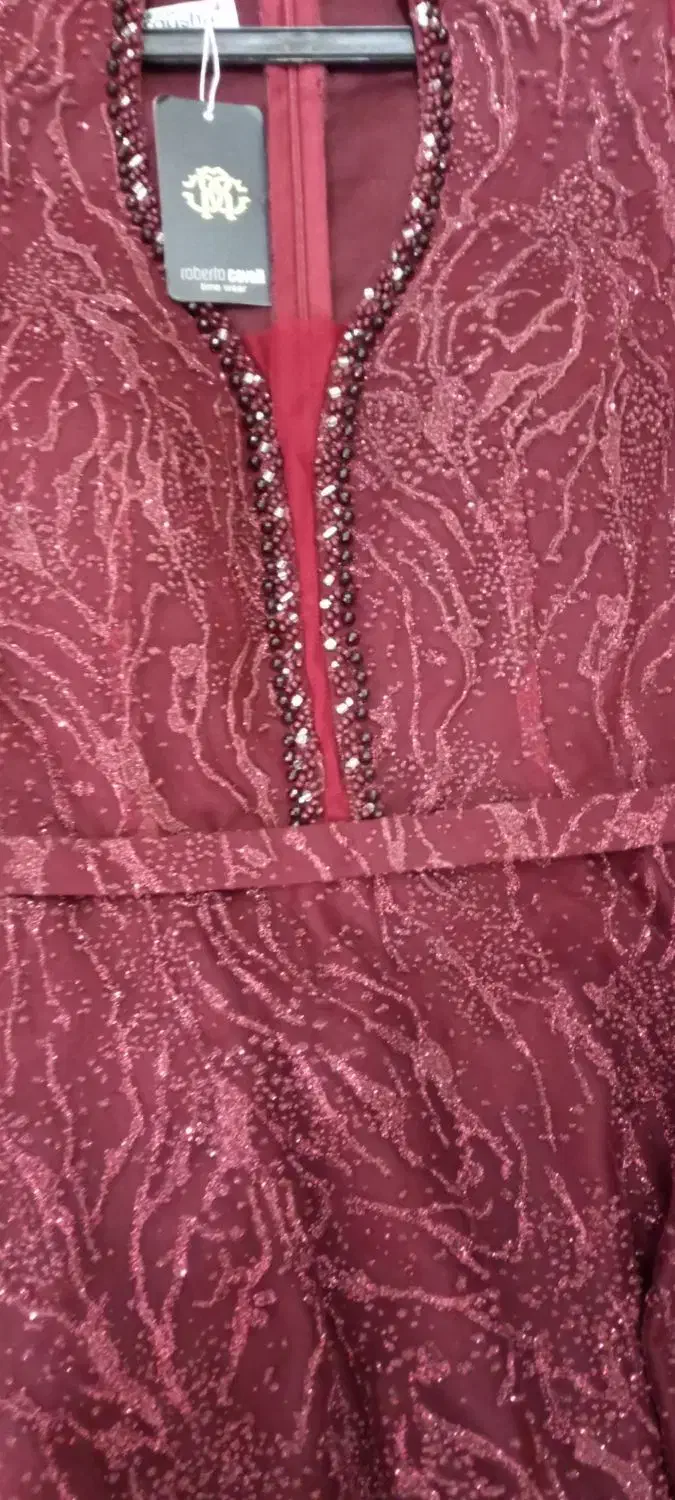 لباس مجلسی ترک نو نو|لباس|اصفهان, سرچشمه|دیوار